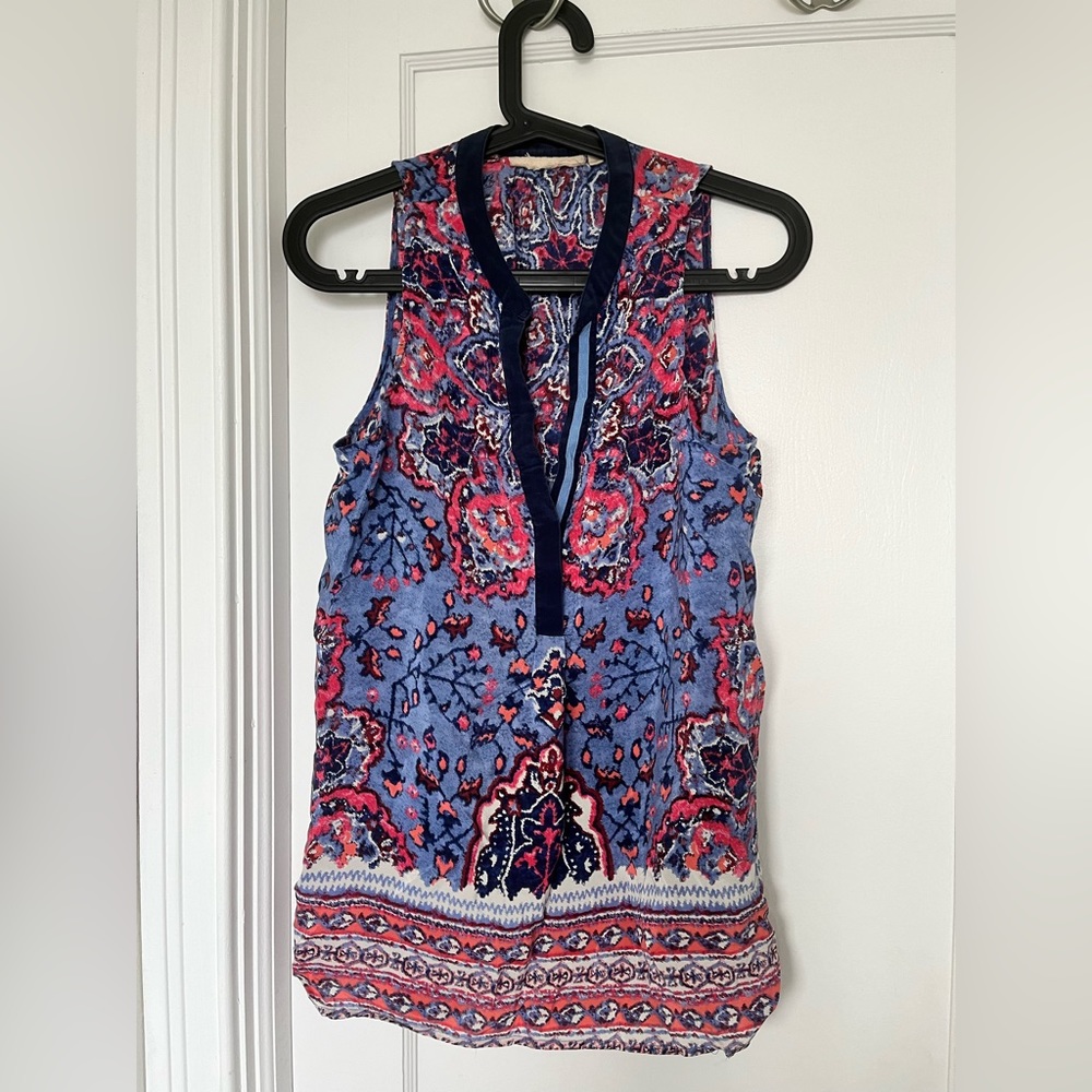 Anthropologie Silk Top size M EUC
